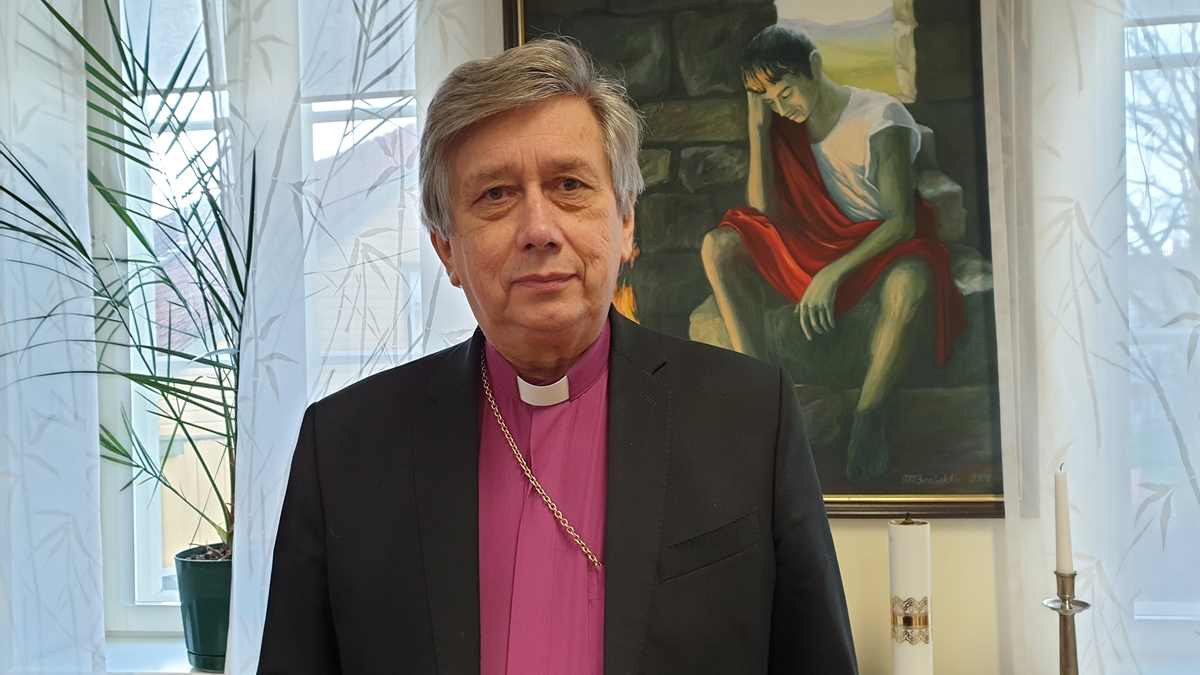 Piiskop Joel Luhamets koos Püha Laurentiusega. Foto: Veiko Vihuri